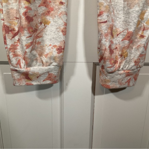 LC Lauren Conrad Women’s Floral Lightweight Joggers Size XL - Picture 3 of 6
